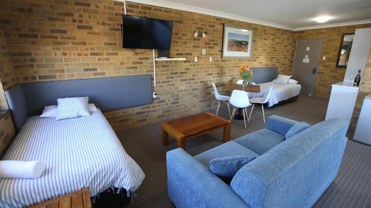 Hawks Nest Motel Екстериор снимка